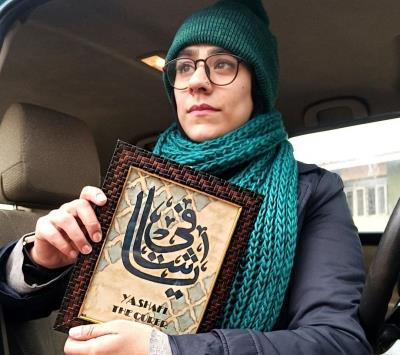 Meet Kashmir's self-taught artist whose Insta page of artworks is a hit